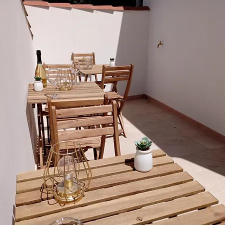 Niu Guest house *