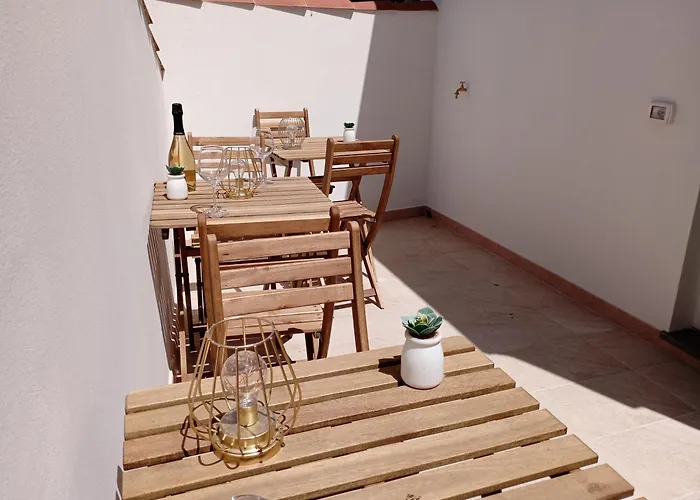 Niu Гостевой дом 4*